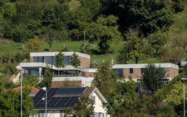 Zwei Einfamilienhäuser