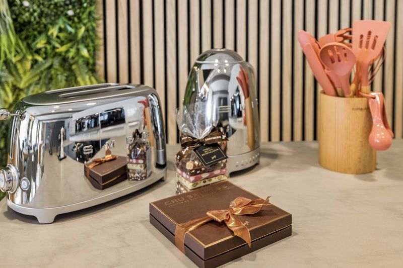 Old Town Penthouse Maisonette – Private Rooftop Waldmannstrasse