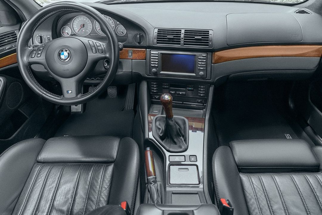 2001 BMW M5 (E39)