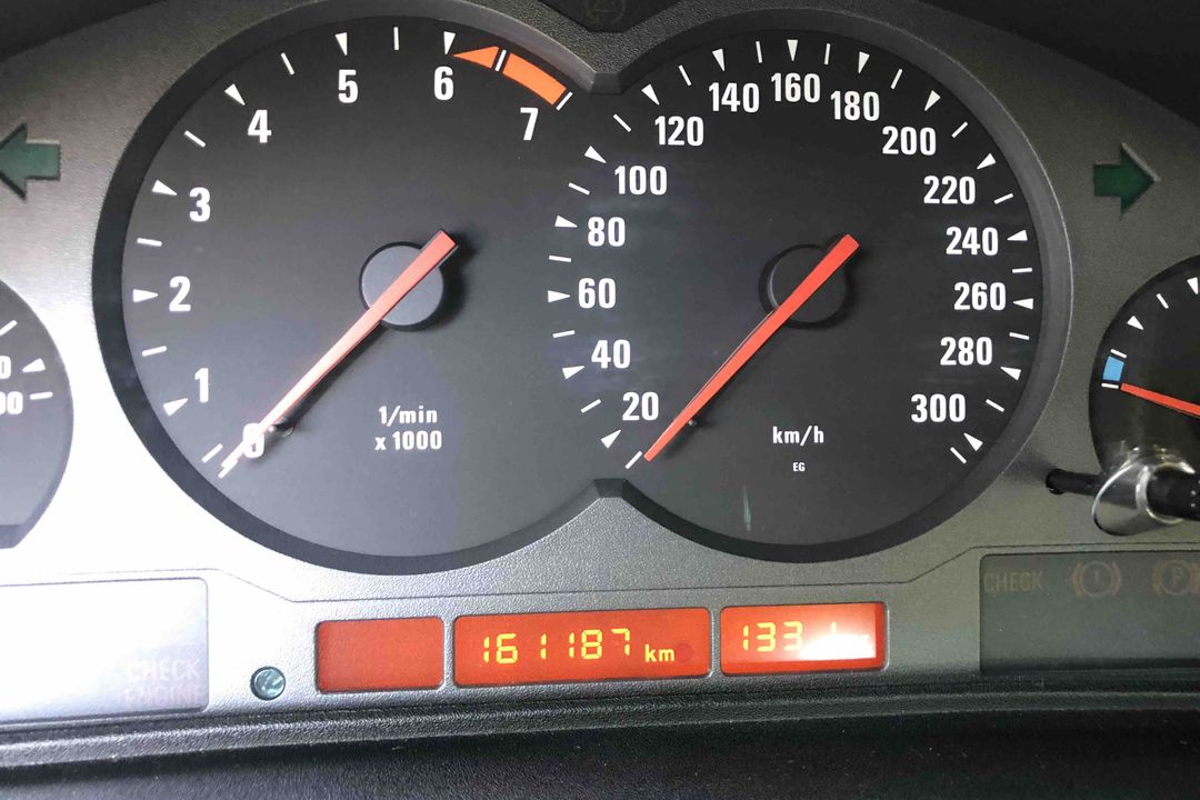 1993 BMW 850 CSi
