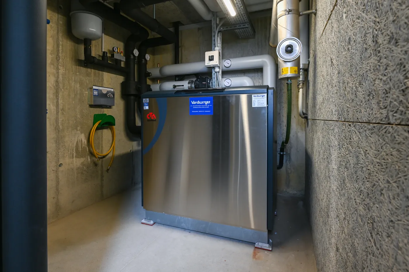 Heizungssanierung 8 Terrassenhäuser in Biberstein