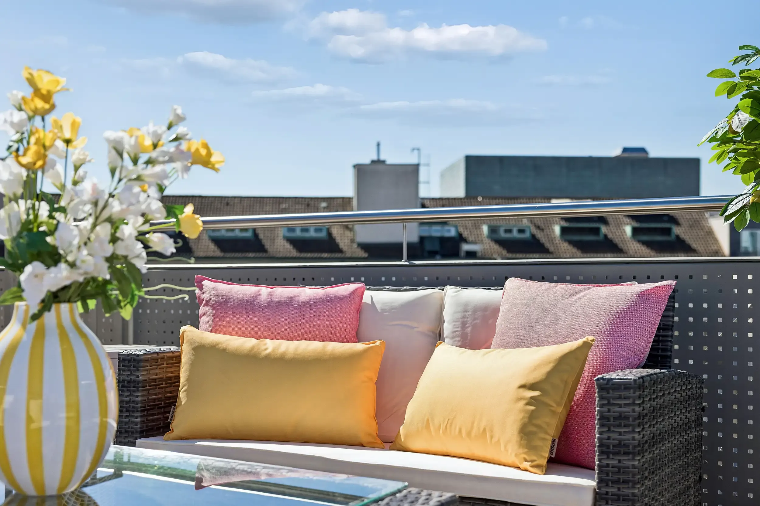Waterfront Penthouse – Rooftop, AC & Free Parking Am Schanzengraben