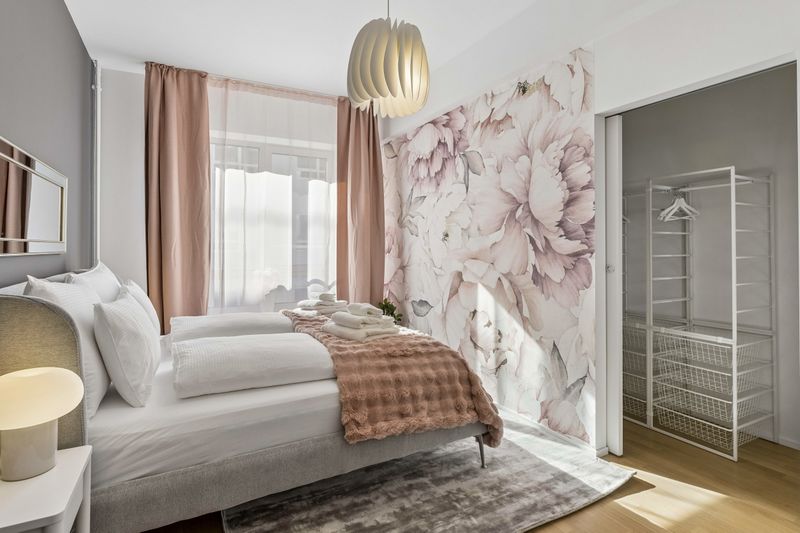 Old Town Penthouse Maisonette – Private Rooftop Waldmannstrasse