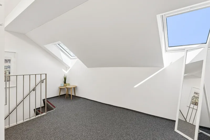 Waterfront Penthouse – Rooftop, AC & Free Parking Am Schanzengraben