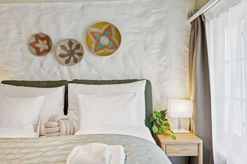 The Jewellery Box Old Town Retreat by the River Niederdorfstrasse OG3