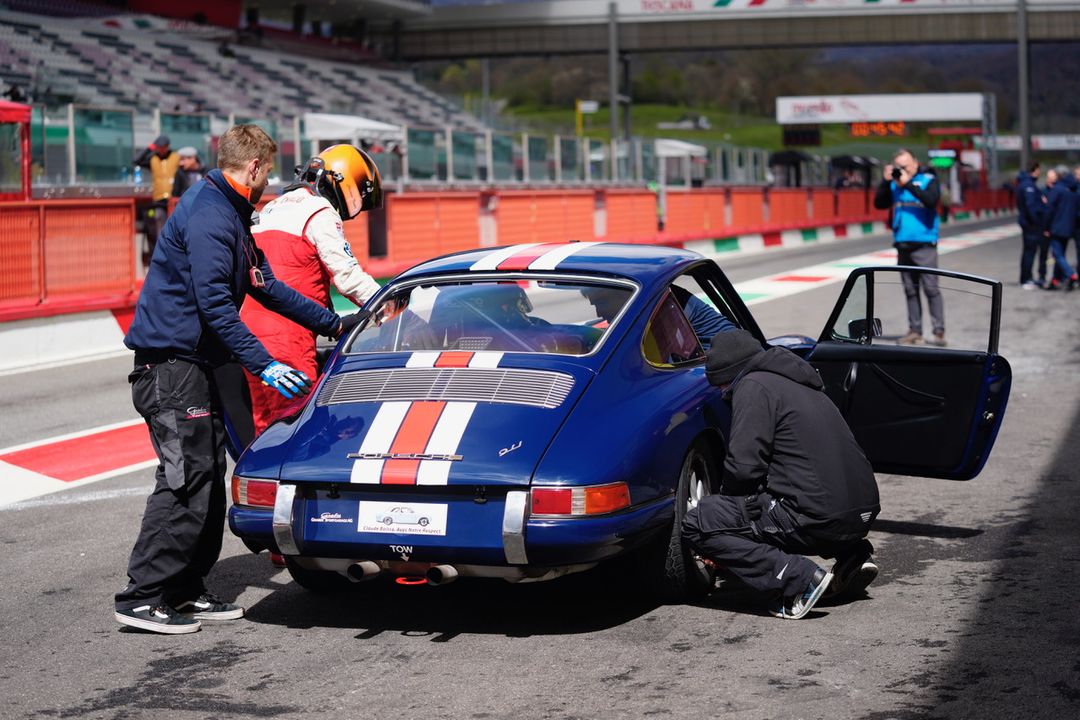 1965 Porsche 911 2.0 L Cup