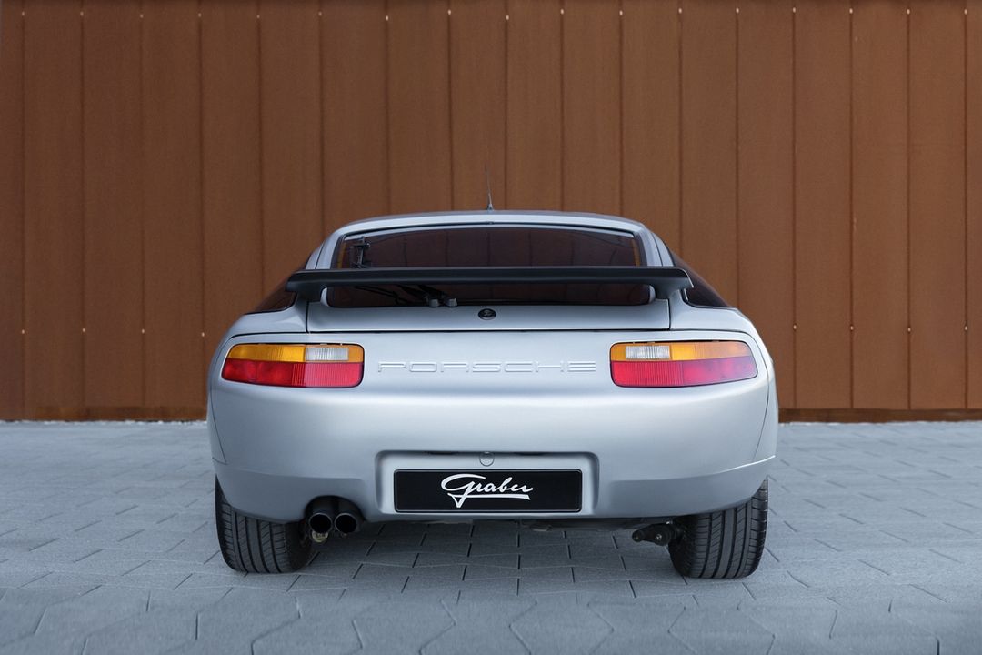 1991 Porsche 928 GT