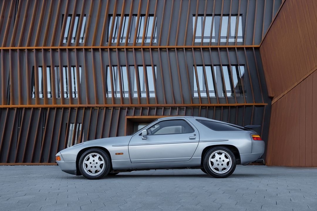 1991 Porsche 928 GT