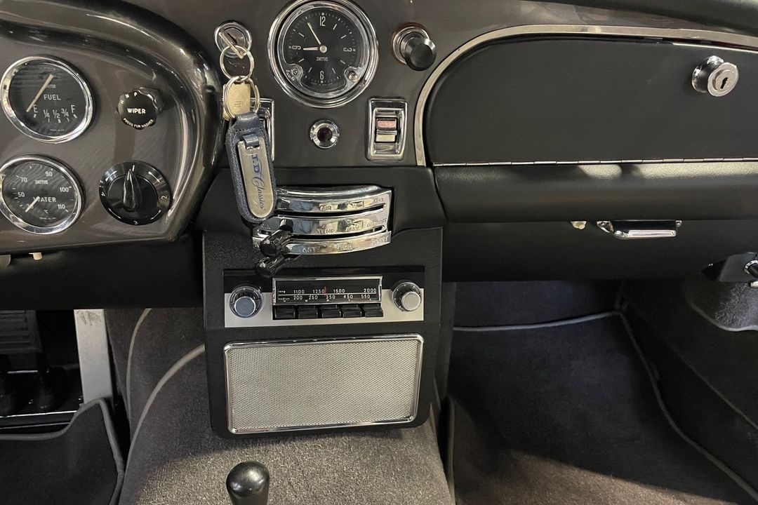 1966 Aston Martin DB6 Volante