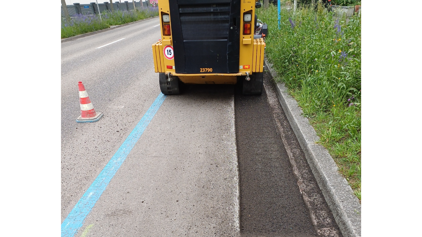 Recycling low-noise SDA asphalt