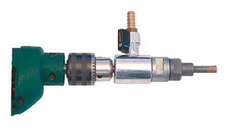 amenée d'eau de refroidissement avec