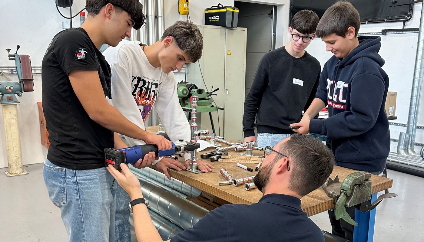 Schule trifft Wirtschaft 2024