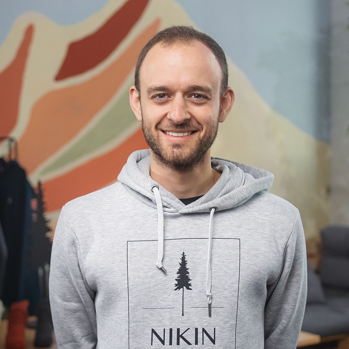 Nicholas packt aus.