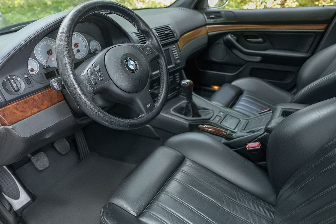 2001 BMW M5 (E39)