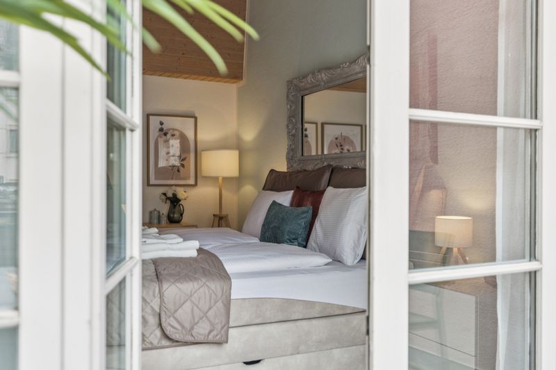 Old Town Riverside Retreat Niederdorfstrasse 63