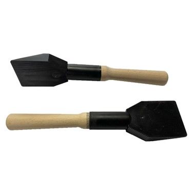 levier en plastique avec manche en bois