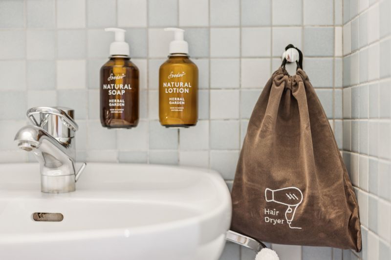 Old Town Riverside Retreat Niederdorfstrasse 63