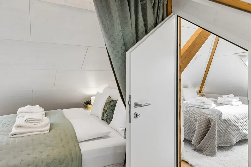 Waterfront Penthouse – Rooftop, AC & Free Parking Am Schanzengraben