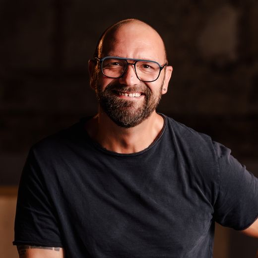 Tobias Stauber