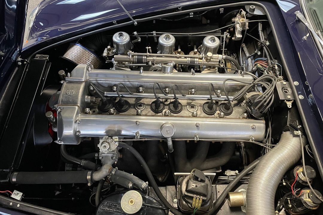 1966 Aston Martin DB6 Volante