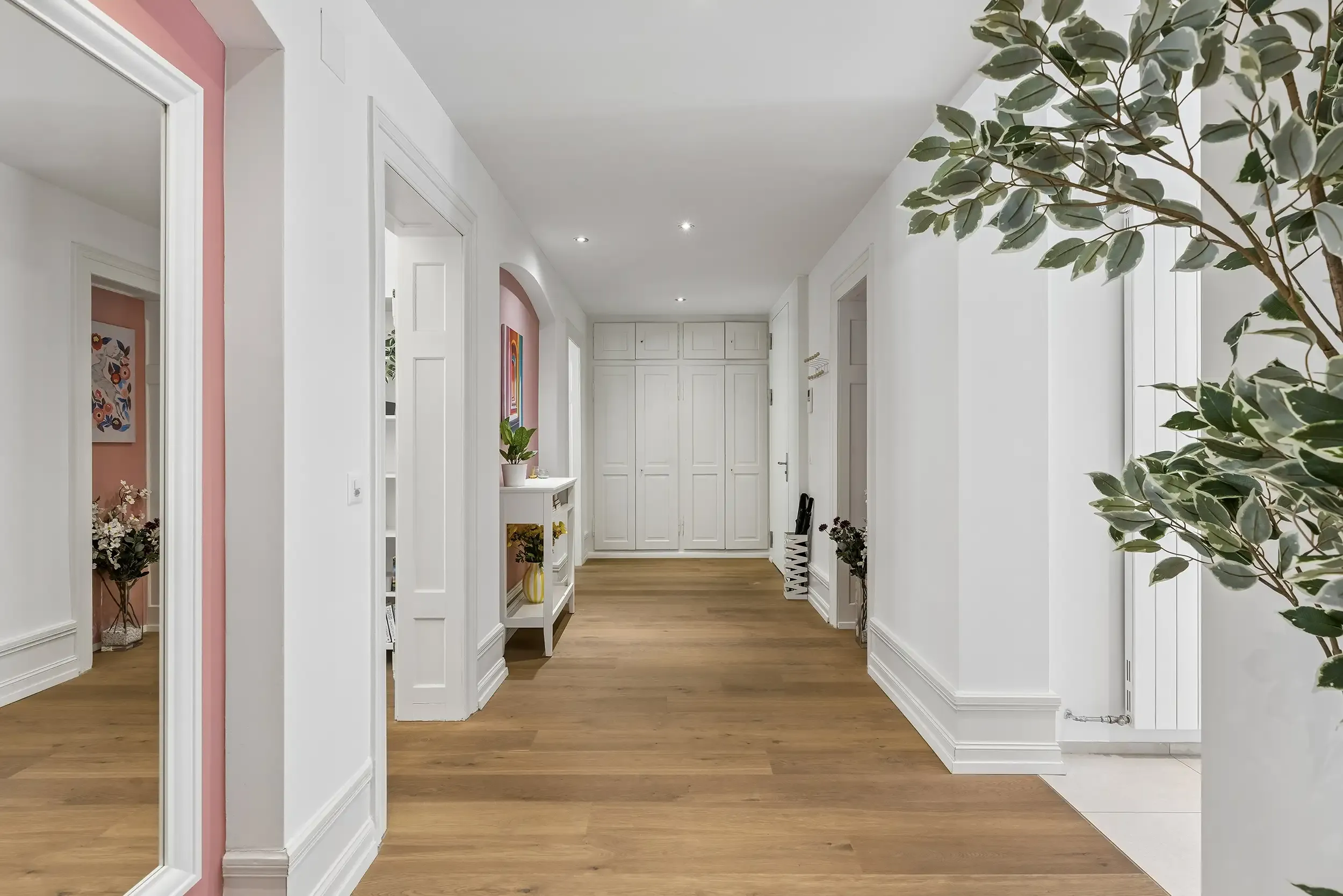 Spacious Apartment – Balcony & Great Location Bäckerstrasse