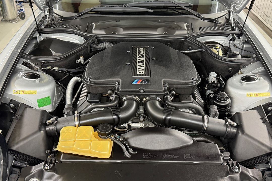2000 BMW Z8