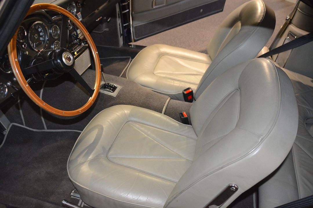 1966 Aston Martin DB6 Volante