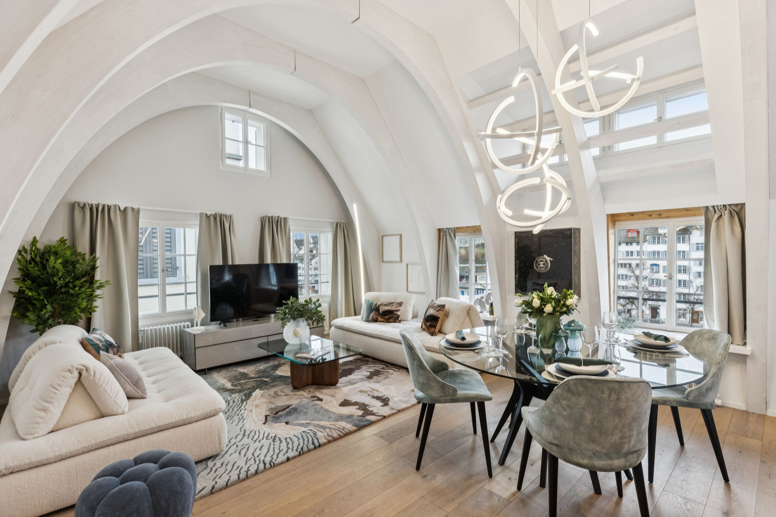 Old Town Diamond Penthouse – Private Rooftop Limmatquai 84