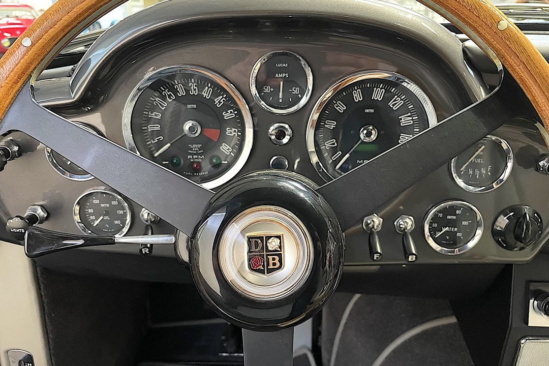 1966 Aston Martin DB6 Volante