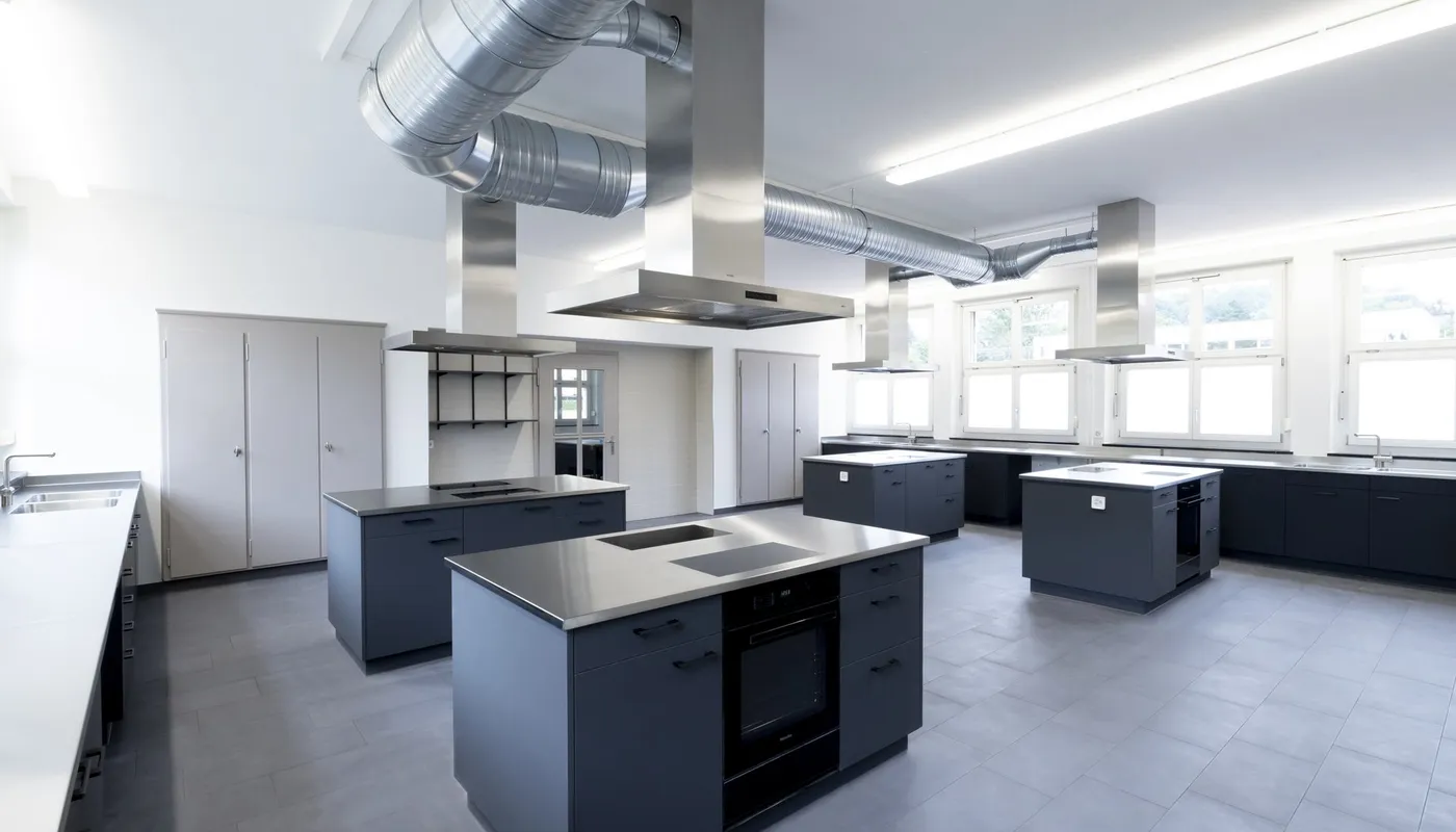 Küchenabluft in Schulküche
